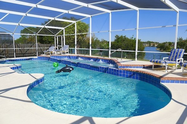 Lakeside 40ft Pool 3 Bed Florida Villa A1villa Com